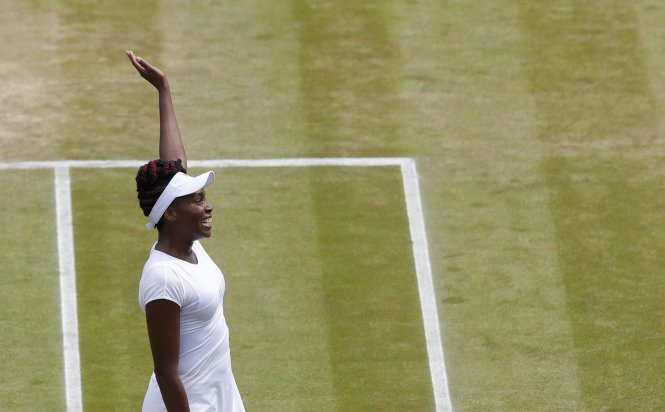Venus đoạt vé vào bán kết Wimbledon lần đầu tiên sau 7 năm.