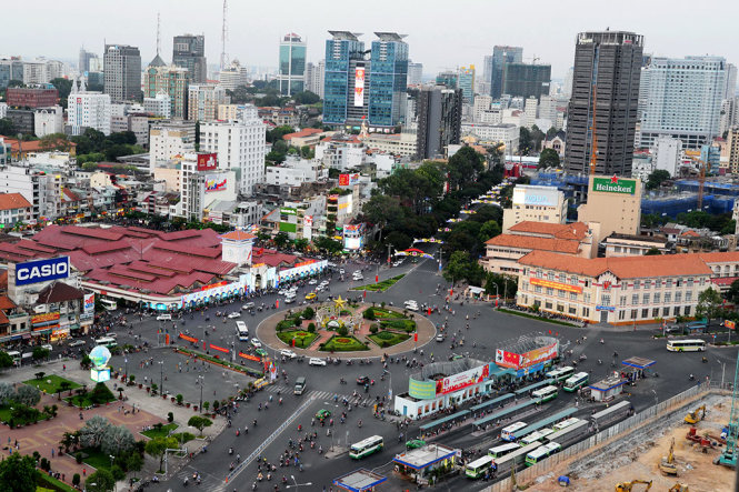 Trạm điều hành xe buýt Sài Gòn trước chợ Bến Thành sắp tới sẽ được di dời
- Ảnh: HỮU KHOA