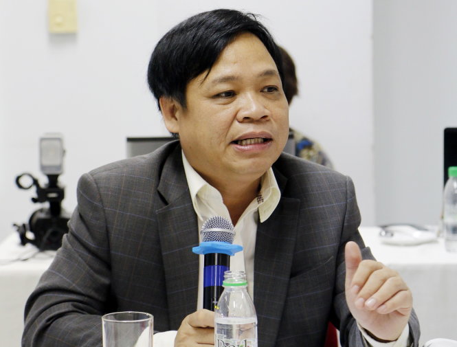Ông Lê Quốc Cường, Phó Giám đốc Sở thông tin truyền thông TP.HCM chi sẻ ý kiến tại buổi toạ đàm - Ảnh: NGỌC DƯƠNG