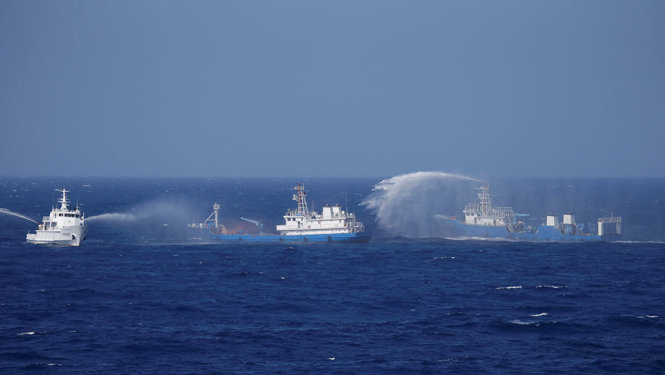 Hình ảnh tàu Trung Quốc trên Biển Đông - Ảnh: REUTERS