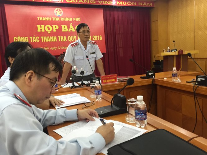 Ông Ngô Văn Khánh trả lời báo chí tại buổi họp báo - Ảnh: Thân Hoàng