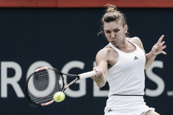 Tay vợt Simona Halep là một trong những VĐV bỏ Olympic 2016 vì sợ virus Zika. Ảnh: REUTERS