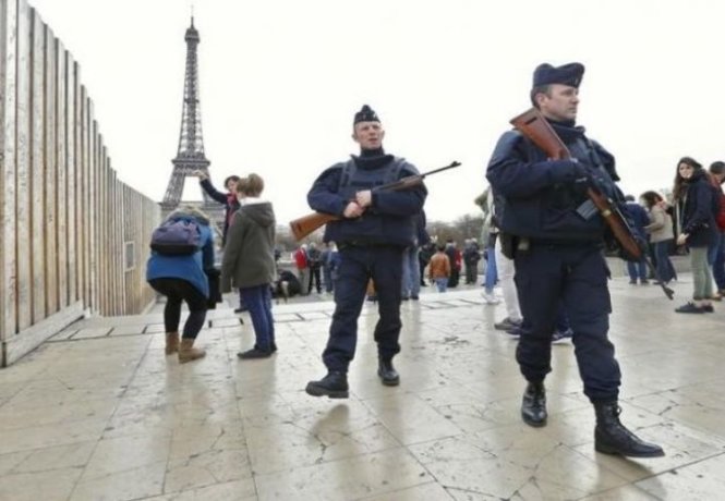 Bọn cướp ở Paris thường nhằm vào du khách người Trung Quốc, Hàn Quốc và Nhật Bản vì cho rằng họ thường mang theo nhiều tiền mặt - Ảnh (minh họa): Reuters