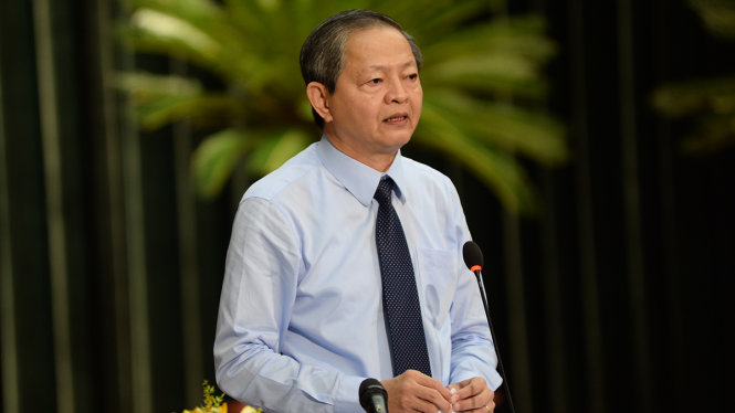 O6ng Phó chủ tịch UBND TP.HCM Lê Văn Khoa trả lời chất vấn - Ảnh: TỰ TRUNG