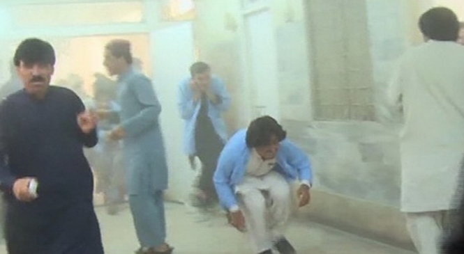 Khung cảnh tại bệnh viện sau khi xảy ra nổ - Ảnh:dailypakistan