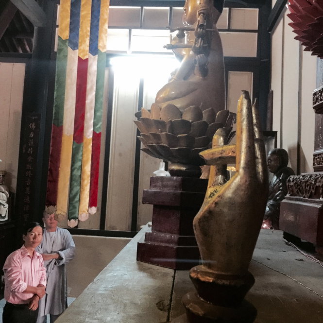Bàn tay kỳ lạ thờ trên Phật điện tại chùa
Quốc Ân - Ảnh: THÁI LỘC