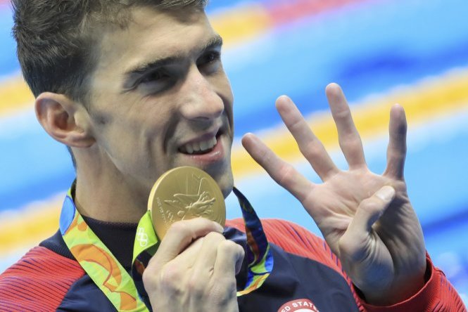 Phelps đoạt HCV nội dung 200m hỗn hợp cá nhân. Ảnh: REUTERS