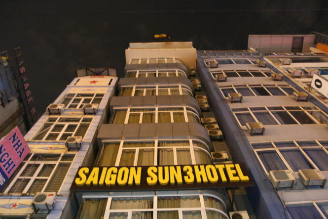 Khu vực xảy ra vụ tai nạn tại tầng 9 khách sạn Sài Gòn Sun 3 - Ảnh: Hoài Nam