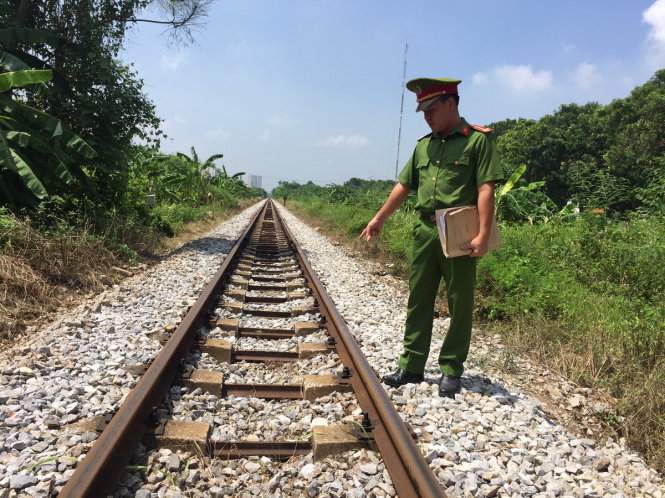 Hiện trường nơi chị N. thuê người chặt chân, tay để tạo hiện trường giả vụ TNGT đường sắt - Ảnh: THÂN HOÀNG