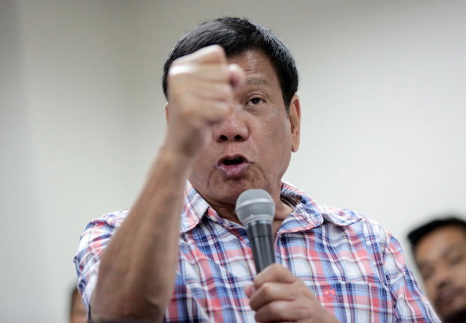 Tổng thống Philippines Rodrigo Duterte thề sẽ đánh tội phạm ma túy cho đến ngày cuối nhiệm kỳ - Ảnh: Inquirer