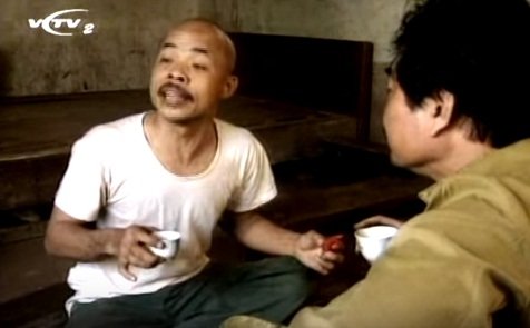 Nghệ sĩ Hán Văn Tình với vai Chu Văn Quềnh trong phim Đất và người - Ảnh tư liệu