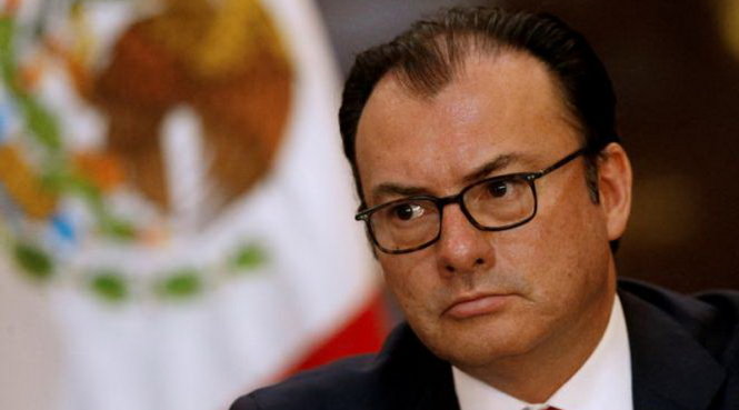 Bộ trưởng Tài chính Mexico Luis Videgaray dự một cuộc họp báo ở Mexico City hồi tháng 6-2016 - Ảnh: REUTERS