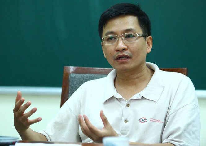 Phó viện trưởng viện toán học Việt Nam Phùng Hồ Hải tại buổi gặp gỡ báo chí vào chiều 12-9 - Ảnh: NGUYỄN KHÁNH