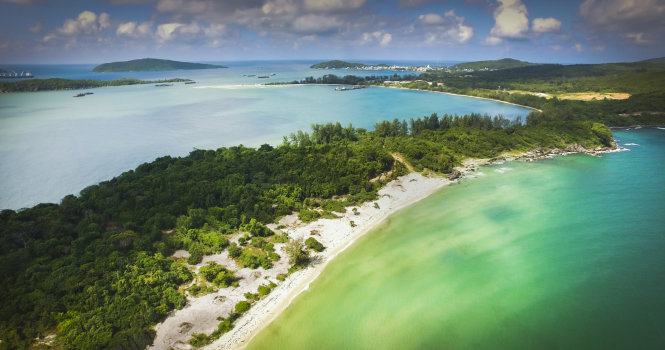 Khu vực phía Nam đảo Phú Quốc tươi đẹp đang trở thành điểm nóng thu hút đầu tư với các dự án trọng điểm. Ảnh: NGỌC ÁNH