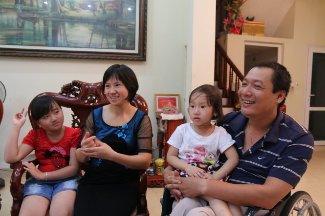 Gia đình hạnh phúc của anh Dương, chị Lương - Ảnh: Hoài Nam