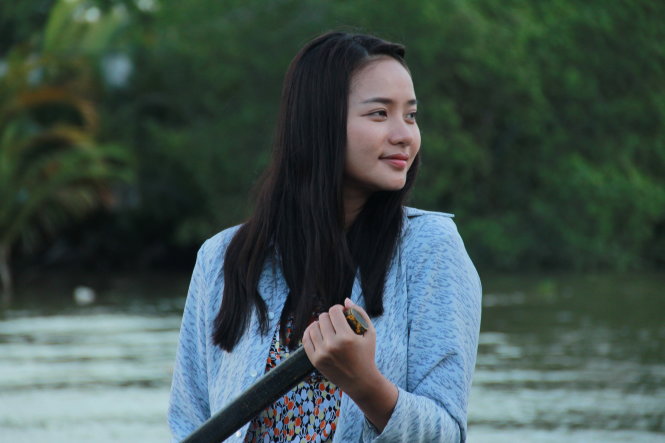 Phan Như Thảo trong phim Bồng bềnh trên sông
