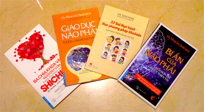 Bốn cuốn sách đầu tiên bằng tiếng Việt của tủ sách Shichida tại Việt Nam - Ảnh: C.K.