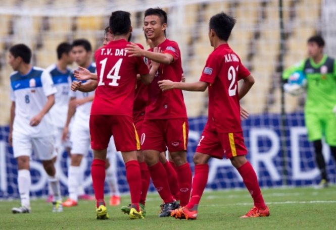 Các cầu thủ U-16 VN ăn mừng bàn thắng vào lưới Kyrgyzstan. Ảnh: AFC