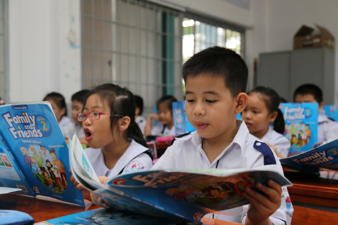 Một tiết học tiếng Anh tăng cường của học sinh Trường tiểu học Lê Văn Sỹ, Q.Tân Bình, TP.HCM - Ảnh: N.HÙNG