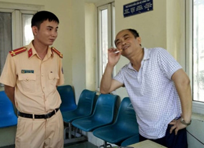 Ông Lê Văn Tuấn khi làm việc với cơ quan chức năng - Ảnh do Công an TP Thanh Hóa cung cấp.