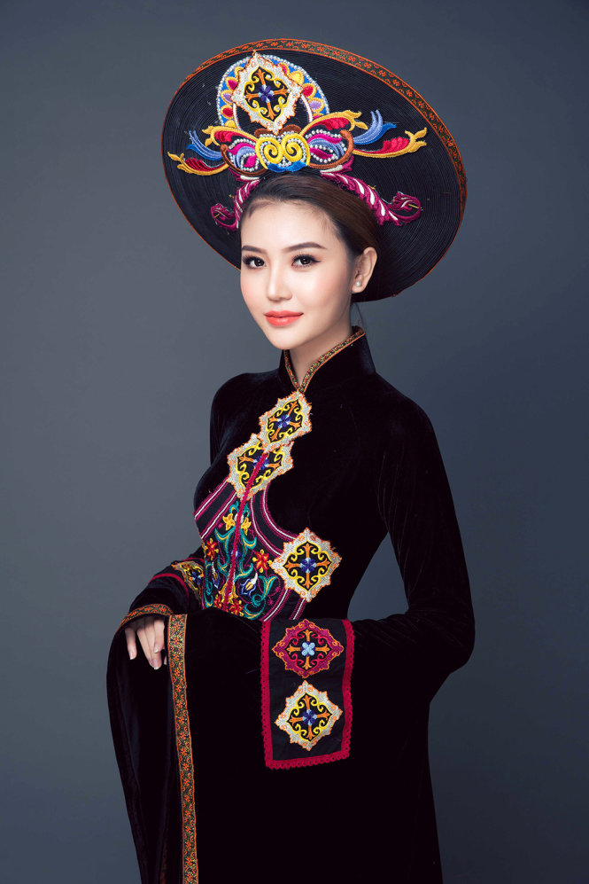 Quốc phục mà Ngọc Duyên dự thi Miss Global Beauty Queen 2016 tại Hàn Quốc