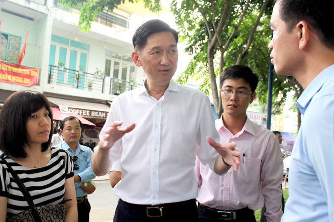 Ông Trần Vĩnh Tuyến, phó Chủ tịch UBND TP.HCM nhấn mạnh “không để biến nhà vệ sinh công cộng thành tụ điểm tệ nạn xã hội”
