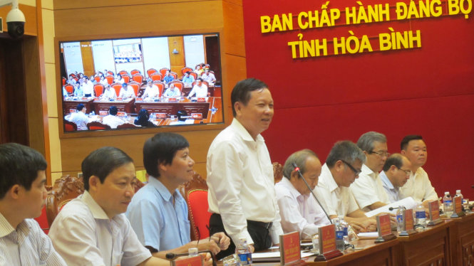 Ông Bùi Văn Tỉnh - Ủy viên Trung ương Đảng, Bí thư Tỉnh ủy nhắc lại truyền thống kết nghĩa, chia ngọt sẻ bùi cả trong chiến tranh và từ sau ngày đất nước thống nhất giữa 2 địa phương với hiều tình cảm trân trọng