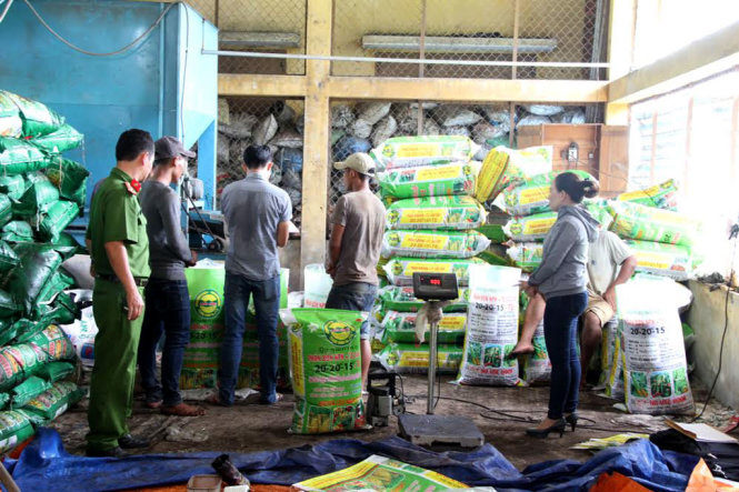 Hiện trường vụ thuê người canh giữ 24/24, một cơ sở sản xuất phân bón trái phép vẫn bị đột kích tại huyện Bảo Lâm.