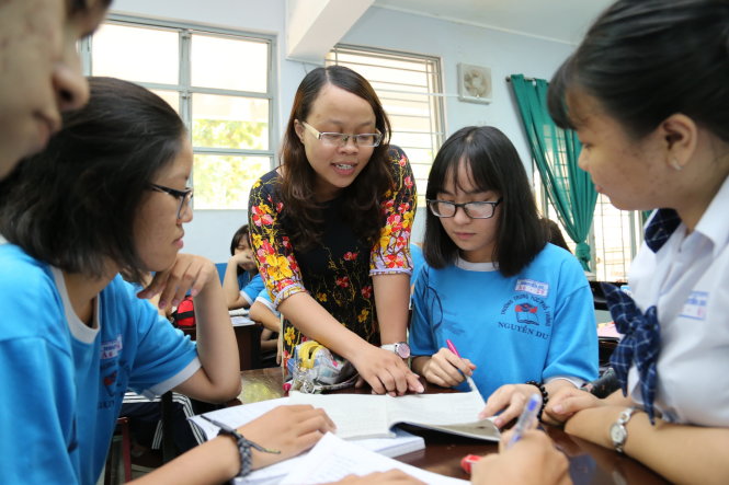 Tiết học môn giáo dục công dân của học sinh Trường THPT Nguyễn Du, Q.10, TP.HCM - Ảnh: NHƯ HÙNG