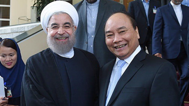 Thủ tướng Nguyễn Xuân Phúc hội kiến với Tổng thống Cộng hòa Hồi giáo Iran Hassan Rouhani - Ảnh: TTXVN