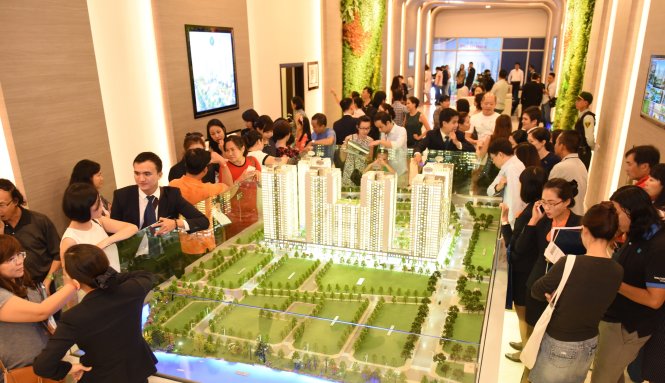 Với mức giá từ 2 tỉ đồng/căn, dự án Saigon South Residences thu hút rất nhiều khách hàng trẻ. Ảnh P.NGUYÊN
