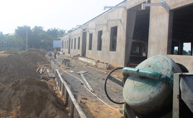 Dù chưa thực hiện đầy đủ các thủ tục về đất đai, xây dựng nhưng công ty TNHH MTV Da Nang Plastic vẫn cho xây dựng nhà máy