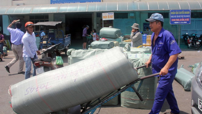 Khu vực vận chuyển hàng hóa tại ga Sài Gòn - Ảnh: Q.KHẢI
