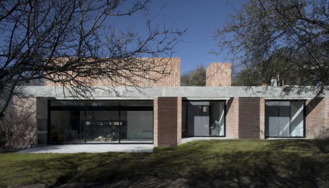 Công trình GPL House tại Argentina - Ảnh: Achdaily