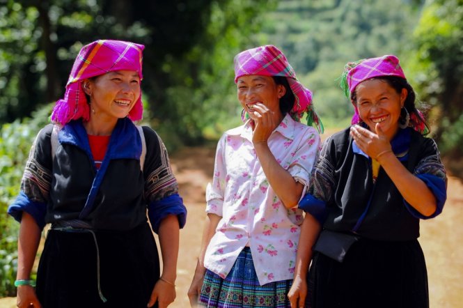 Ba cô gái ở Mù Căng Chải - Ảnh dự thi của Nguyễn Thế Bằng