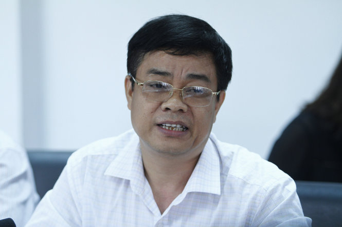 Ông Trần Văn Chuyên (phó trưởng phòng kế hoạch vật tư Công ty CP supe phốt phát và hóa chất Lâm Thao) - Ảnh: NAM TRẦN
