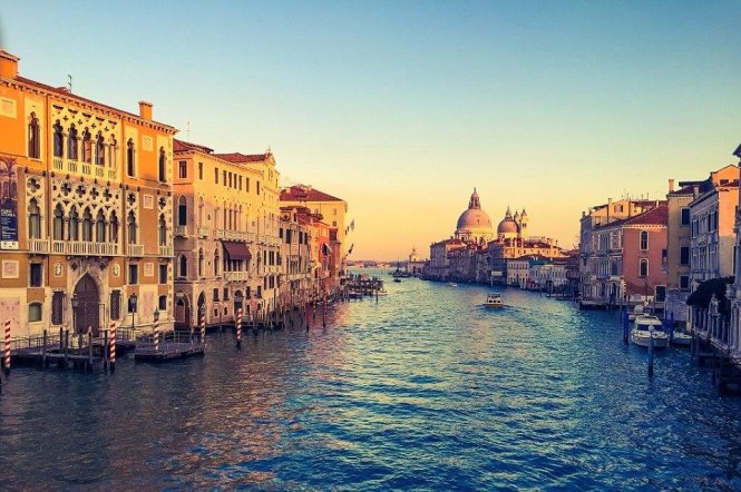 Venice - thành phố của những con kênh đang đối mặt với nguy cơ bị nhấn chìm trong nước - Ảnh: Daily Mail