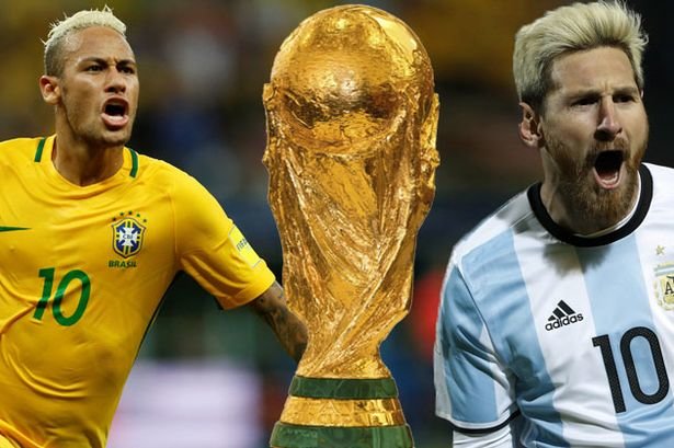 Neymar (trái) đối đầu Messi. Ảnh: Daily Mirror