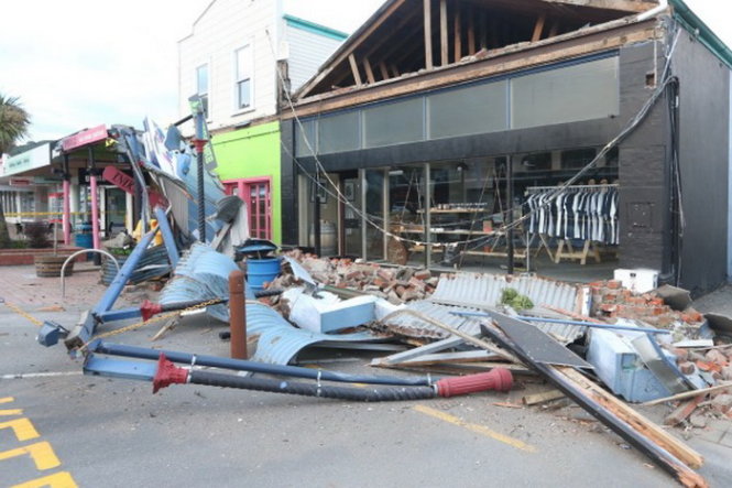 Nhà cửa ở thị trấn Picton bị hư hại - Ảnh: Fairfax NZ