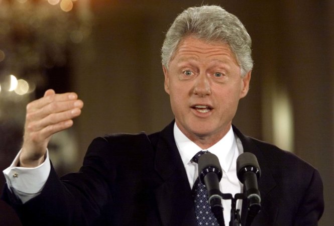 Tổng thống Bill Clinton có IQ 148,8, tốt nghiệp tại 3 trường ĐH - Ảnh: Reuters