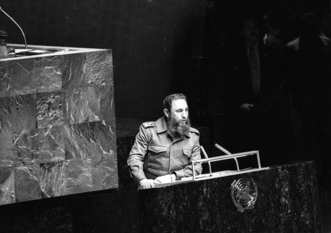 Ông Fidel Castro phát biểu với tư cách là chủ tịch của Phong trào không liên kết tại LHQ ở New York ngày 12-10-1979 - Ảnh: Reuters