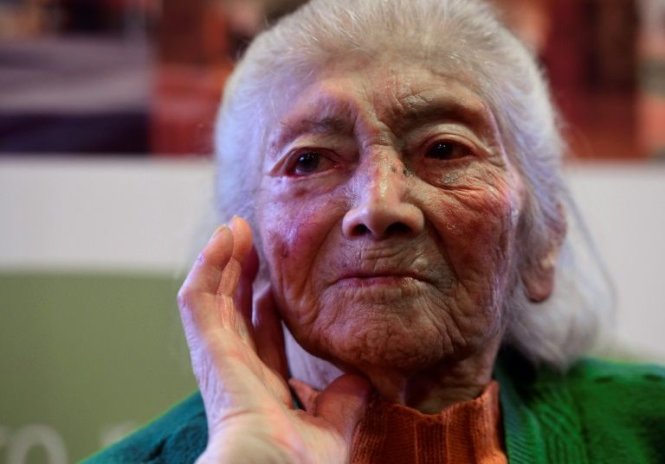Người bà con Manuela Argiz của ông Fidel Castro - Ảnh: AFP