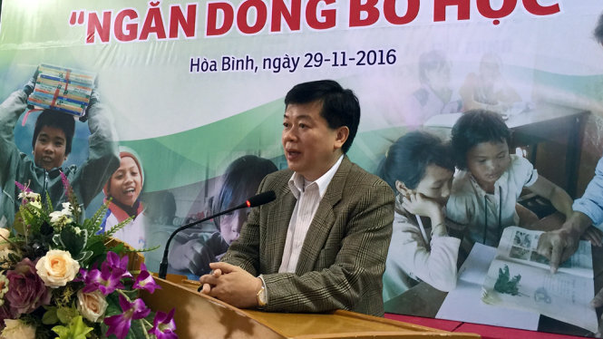 Ông Nguyễn Văn Chương, phó chủ tịch UBND tỉnh Hoà Bình phát biểu tại buổi lễ - Ảnh: Thân Hoàng