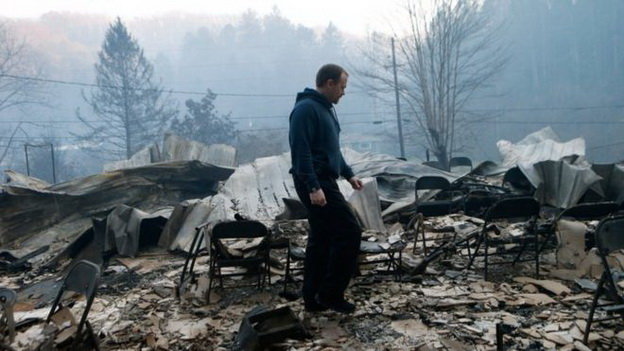 Khung cảnh tan hoang sau khi lửa đi qua - Ảnh: Getty Images