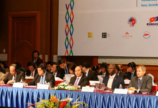 Thủ tướng Nguyễn Xuân Phúc tham dự Diễn đàn Doanh nghiệp thường niên 2016 (VBF) đang diễn ra sáng 5-12. Ảnh: N.AN