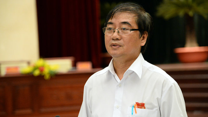 Đại biểu Trương Văn Danh phát biểu ý kiến về giáo dục mầm non