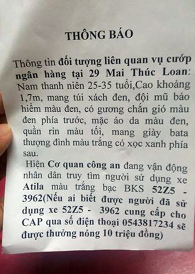 Tờ thông báo mà công an phường An Đông (TP Huế) phát đi vận động người dân cung cấp thông tin về tên cướp ngân hàng - Ảnh: Facebook
