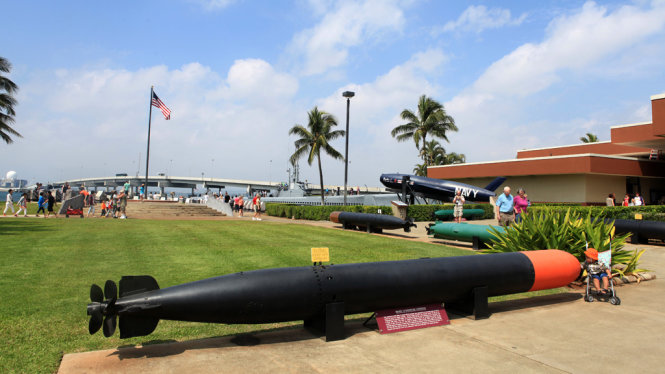 Một góc công viên USS Bowfin với những mô hình và chứng tích lịch sử