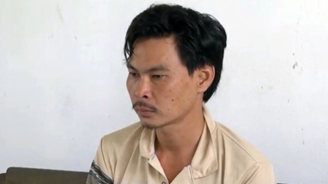 “Siêu trộm” Phan Thanh Toàn tại cơ quan công an - Ảnh: HUY PHÁCH