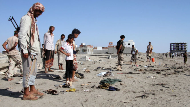 Hiện trường vu đánh bom căn cứ  al Sawlaba ở Aden hồi tuần trước - Ảnh: SkyNews